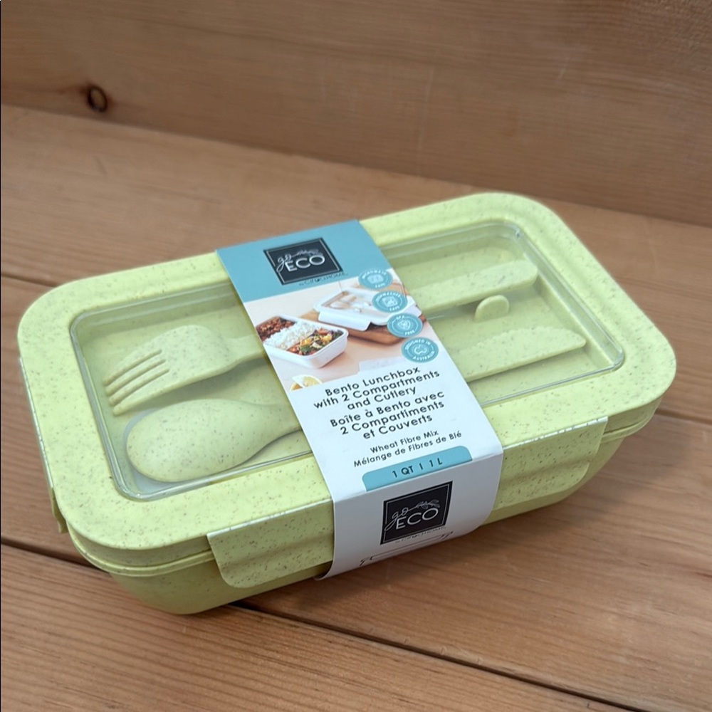 NWT go Eco 2-compartment Bento Lunchbox w/cutlery, 1 Qt, yellow/green, BPA-free